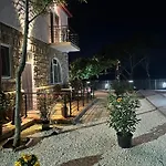 Halta Pescarus Guest house Douazeci si Trei August